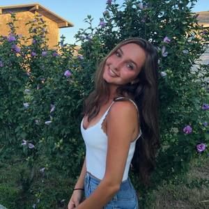 Meet your Posher, Victoria